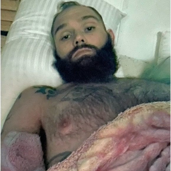 Meet your Posher, Adrian - Picture 2 of 3